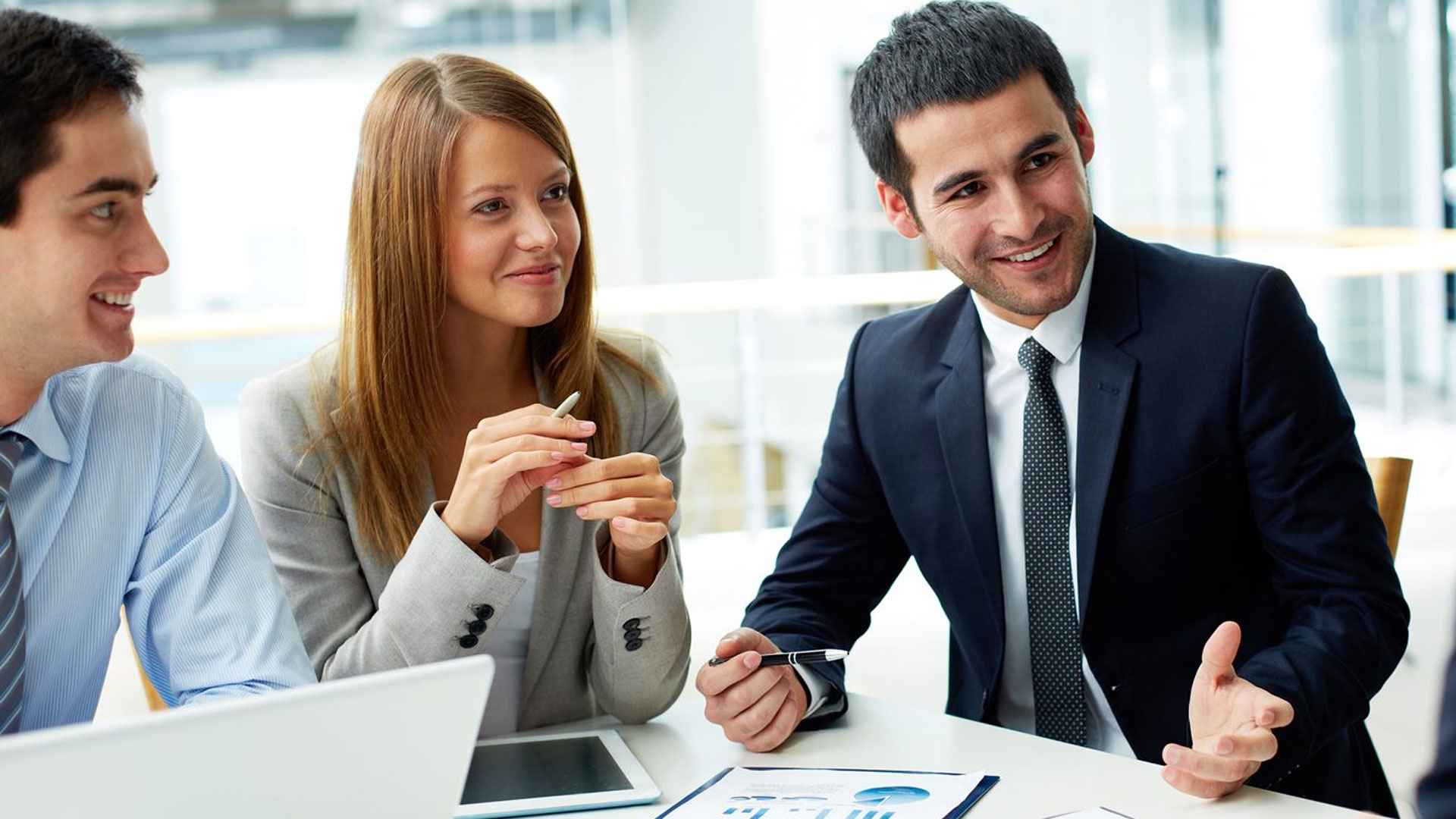 স্নাতক পাসে ৭ জেলায় নিয়োগ দেবে ওয়ালটন