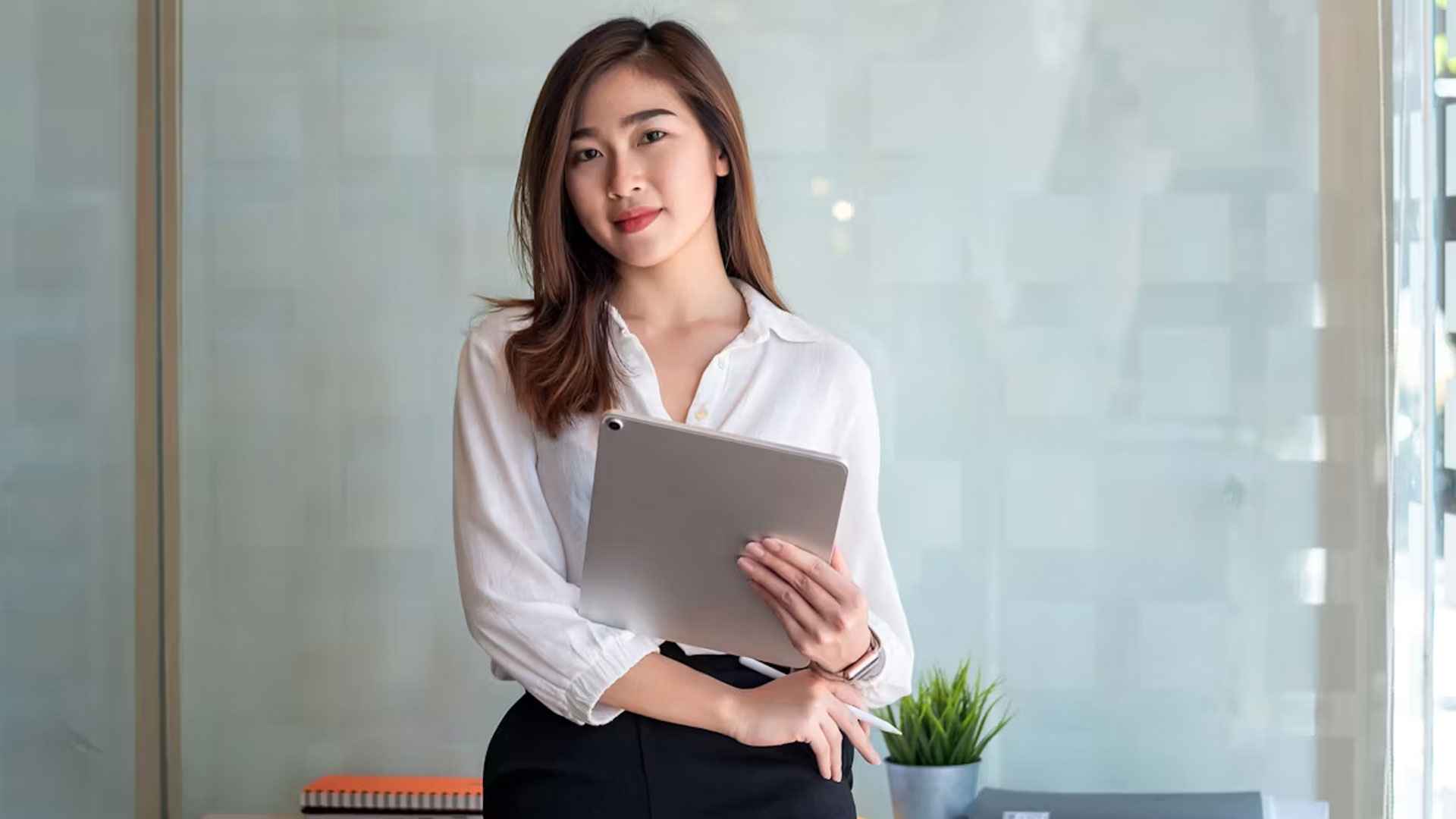 ৪০ হাজার টাকা বেতনে চাকরি দেবে ওয়েভ ফাউন্ডেশন