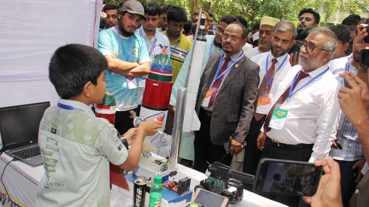 ইবি ছাত্রশিবিরের ৩ দিনব্যাপী বিজ্ঞান মেলা উদ্বোধন
