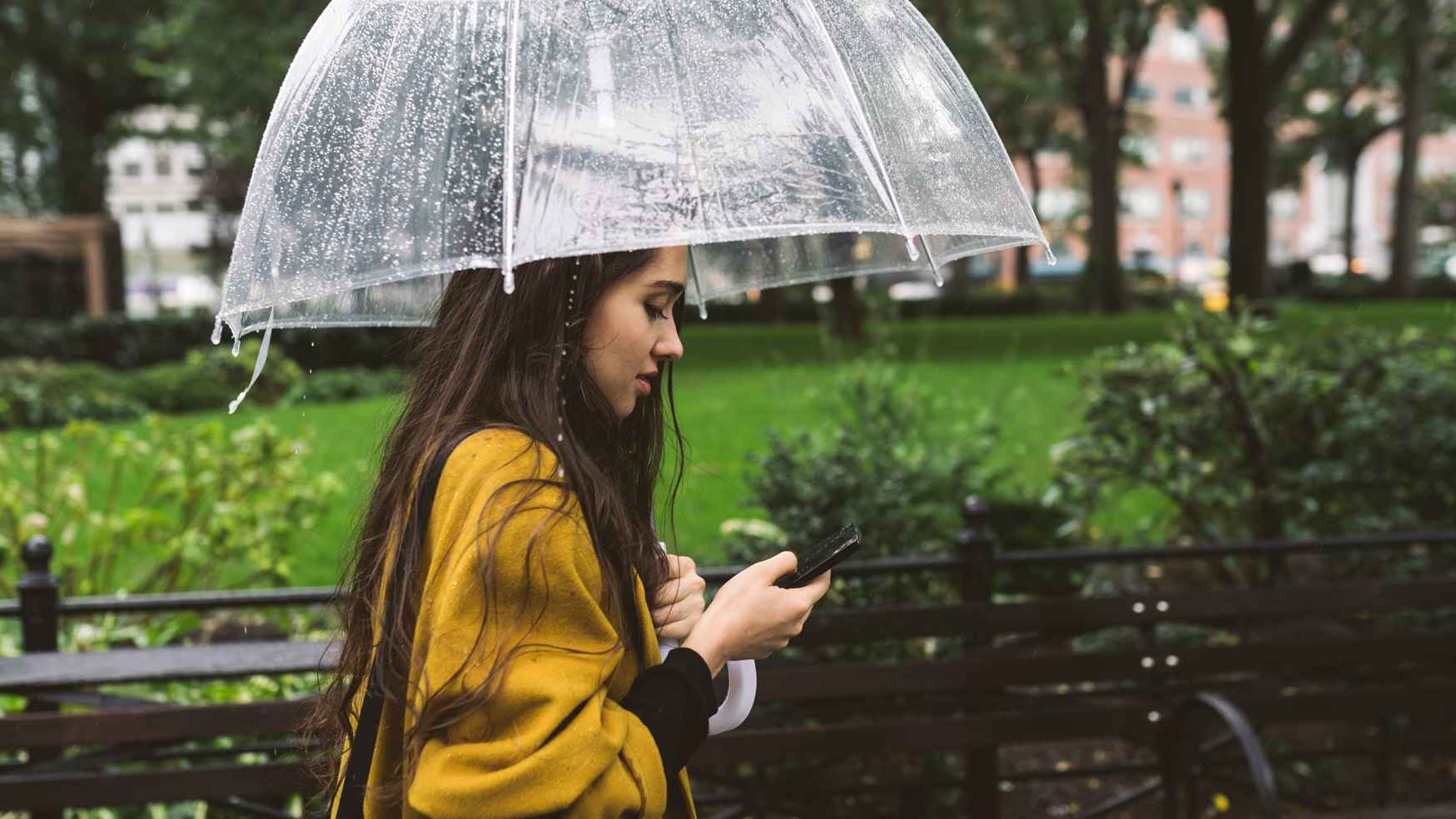 rainy season smartphone