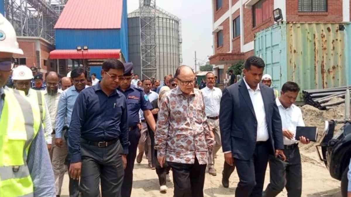 স্মার্টকার্ডে টিসিবির পণ্য পাবে প্রকৃত উপকারভোগীরা: খাদ্য উপদেষ্টা