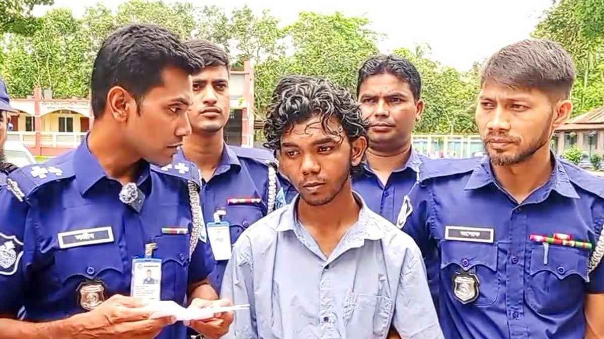 নীলফামারীতে মামাতো ভাইয়ের হয়ে প্রক্সি দিতে এসে আটক