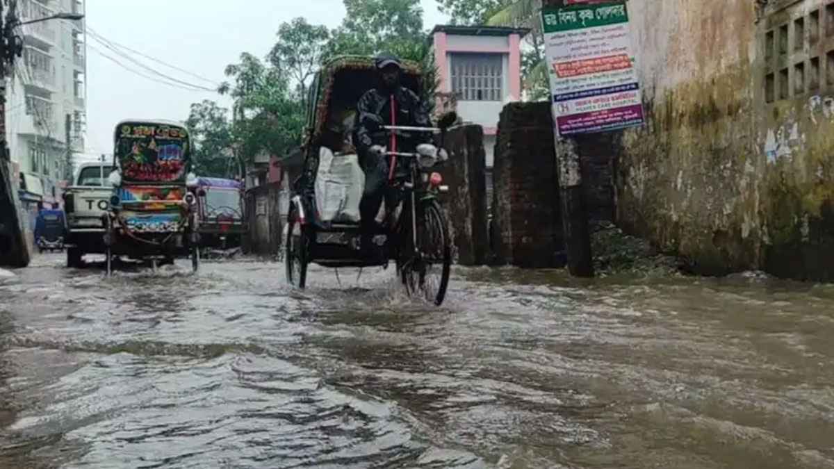 পটুয়াখালী উপকূলে ঝড়ো হাওয়া, নিম্নাঞ্চল প্লাবিত