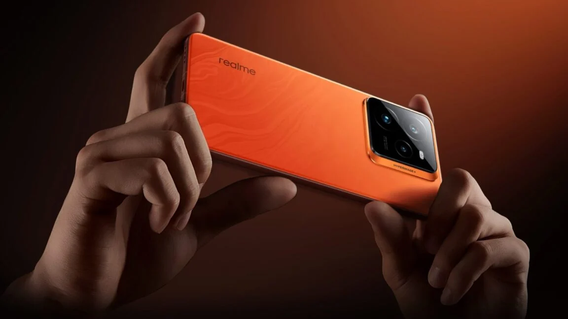 রিয়েলমি জিটি ৭ সিরিজে চারটি মডেলের ফোন আনল