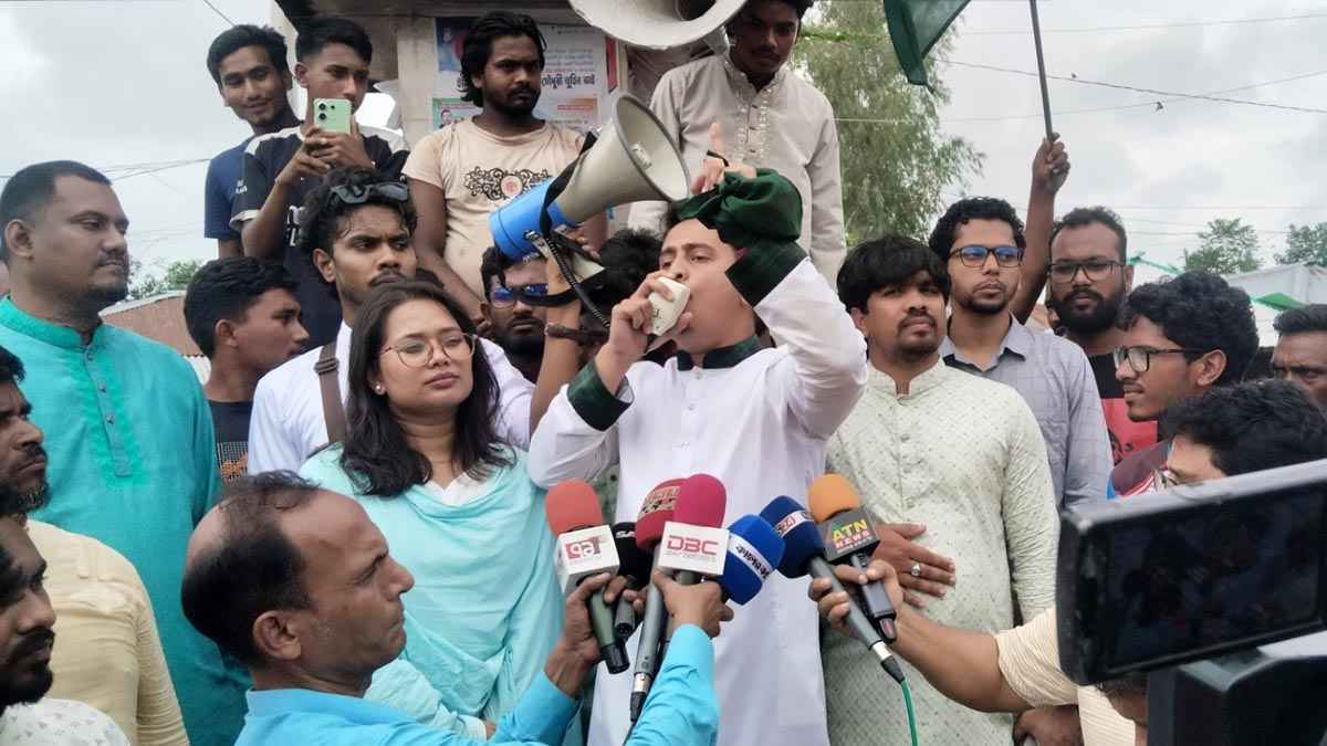 ‘আগামীতে মার্কা দেখে ভোট না দিয়ে ভালো মানুষ দেখে ভোট দিন’