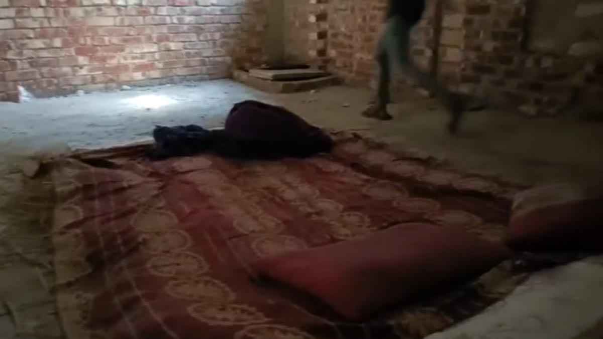 সিরাজগঞ্জে মিনি আয়না ঘরের সন্ধান