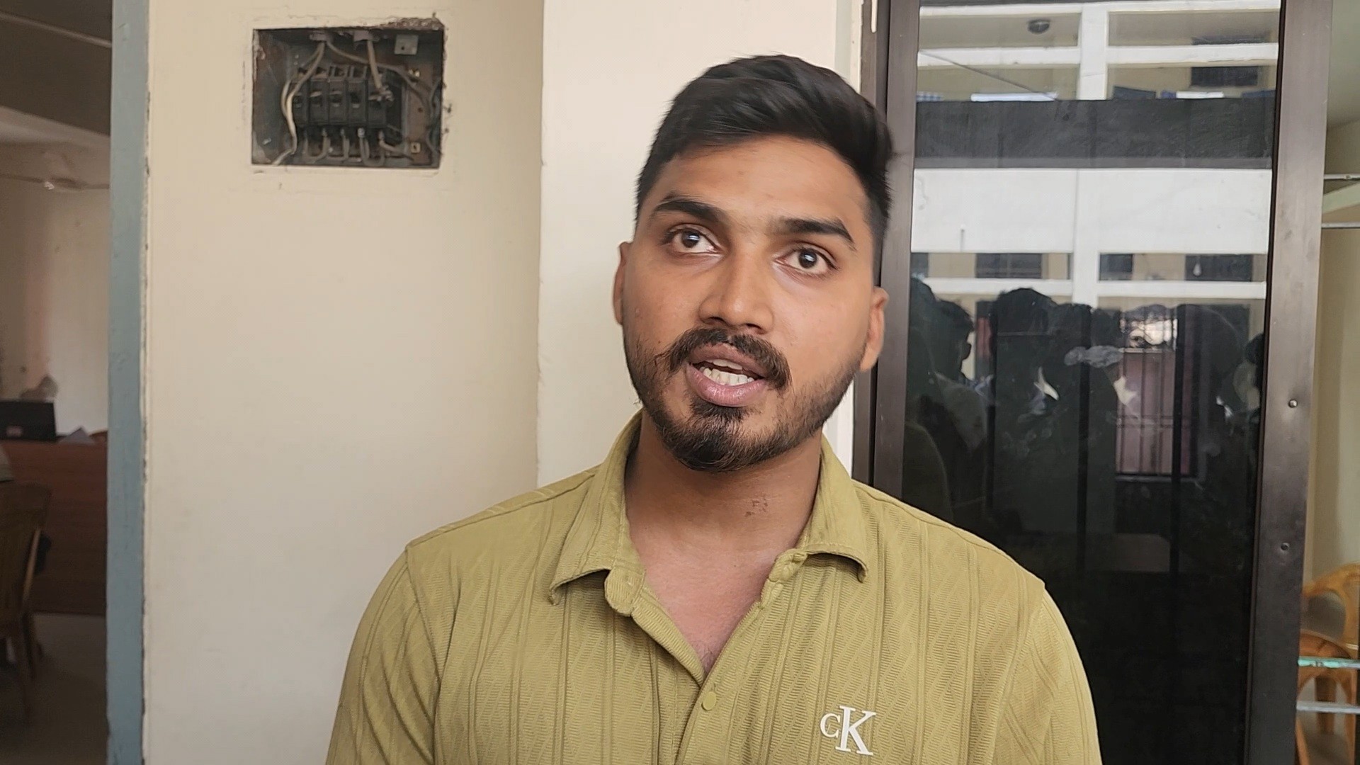 thumbnail_1000010000