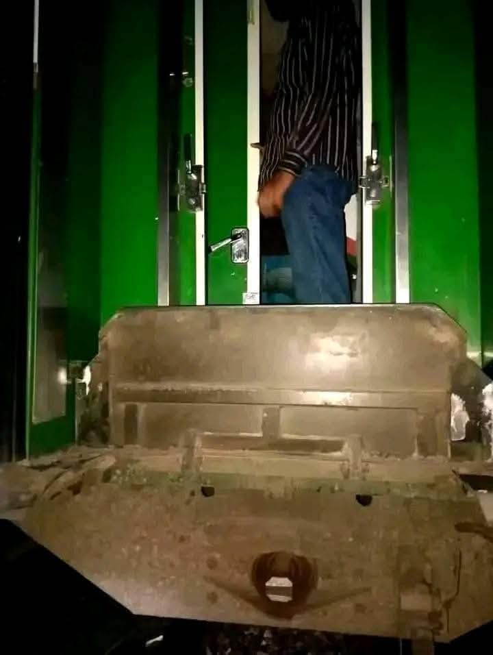 thumbnail_1000078090