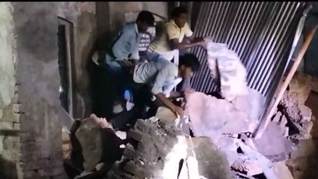 মেহেরপুরে দেয়াল চাপায় ভিক্ষুকের মৃত্যু