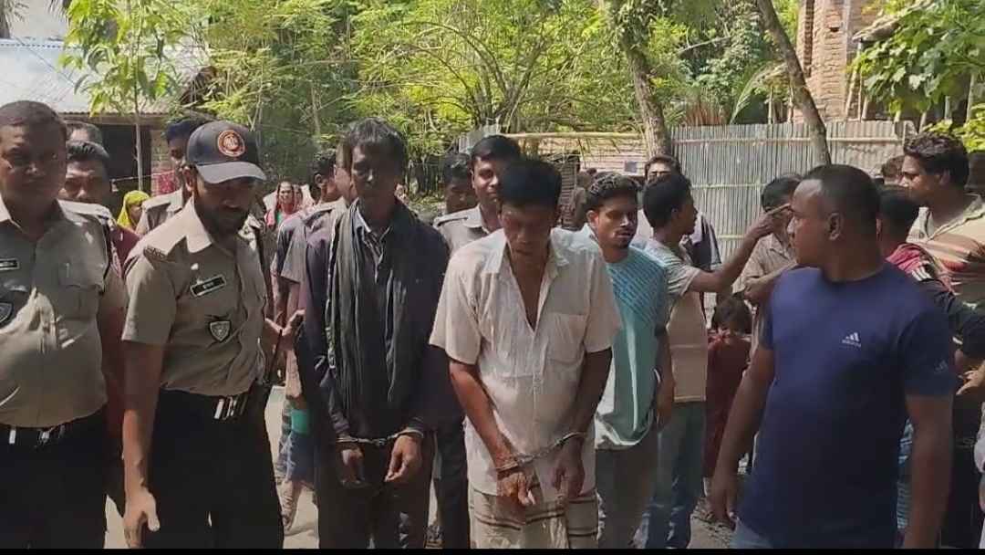 মেহেরপুরে গাঁজাসহ কারবারি আটক, সেবনকারীকে এক মাসের জেল