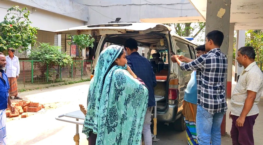 thumbnail_1000219698