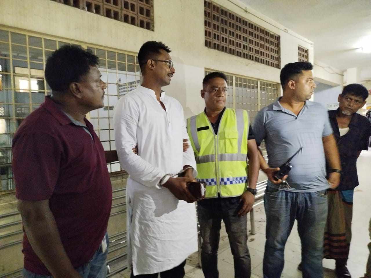 thumbnail_received_712675654673157