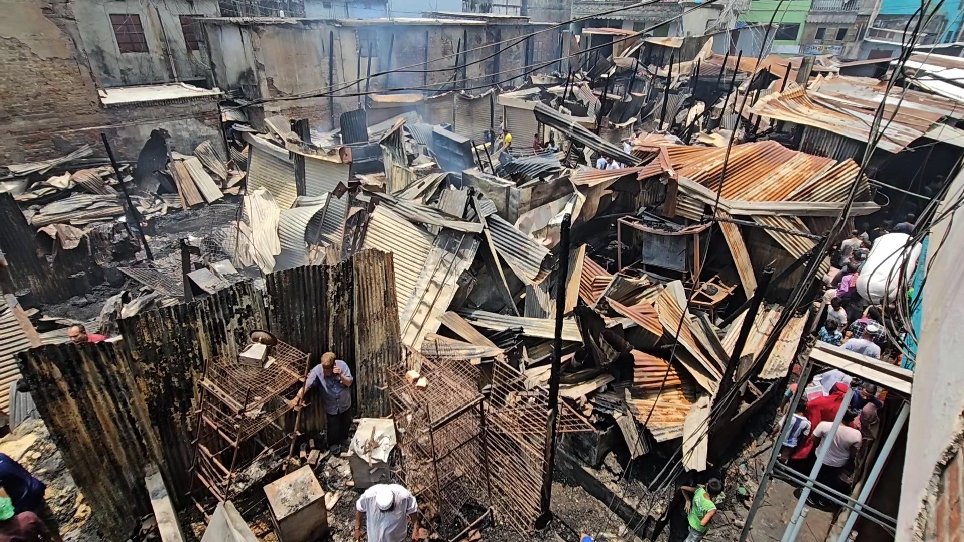 thumbnail_ফুটেজ-(১)_ক্ষতিগ্রস্ত_ঘটনাস্থল_-_মুন্সিগঞ্জ_16.05.2025(3)