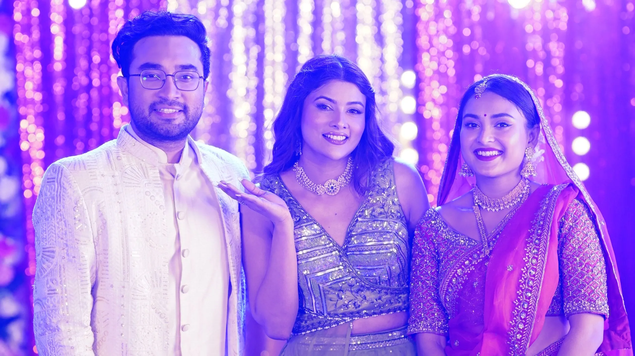 জোভান-টয়া-ও-তটিনী-1-scaled জোভান-টয়া-ও-তটিনী-1-scaled