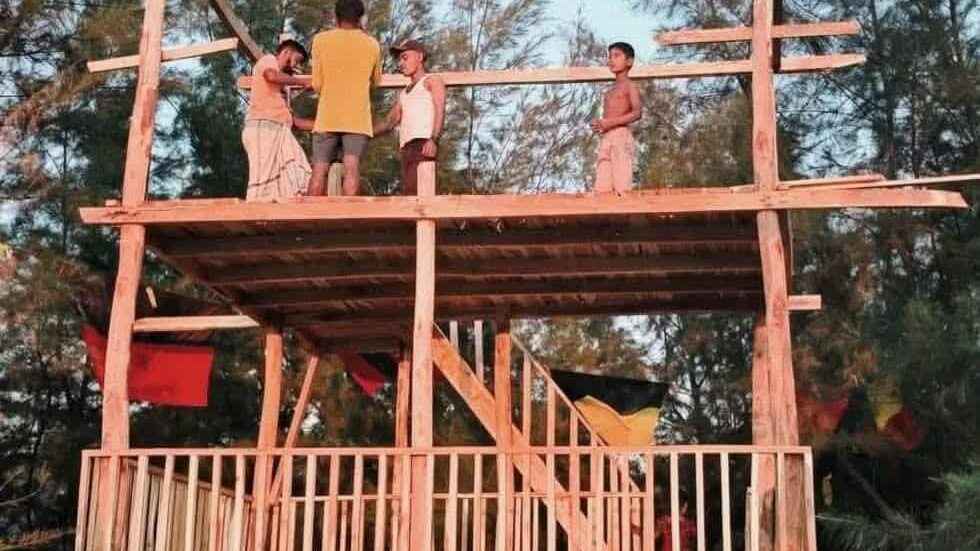 দখল-দূষণ, প্যারাবন নিধন, অস্তিত্ব সংকটে সোনাদিয়া দ্বীপ