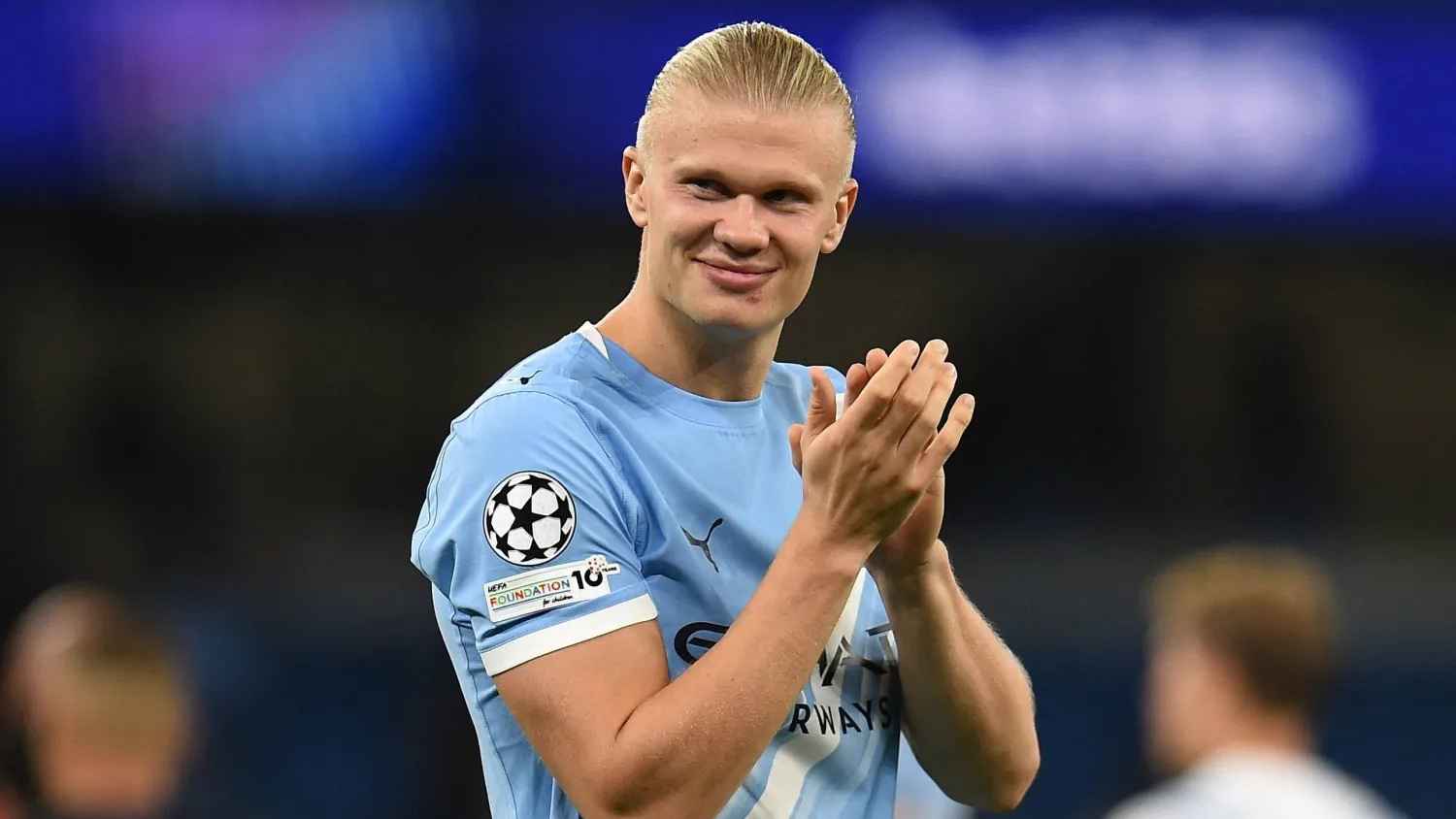 মেসি-রোনালদো থেকে আমি অনেক দূরে: হলান্ড