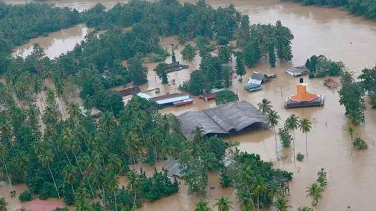 শ্রীলঙ্কায় ঘূর্ণিঝড় ও বন্যায় মৃতের সংখ্যা ২০০ ছাড়াল