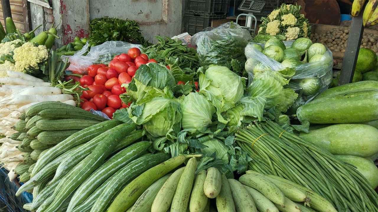 আগাম শীতের সবজিতে কাঁচাবাজারে স্বস্তি, দাম কমে অর্ধেকে