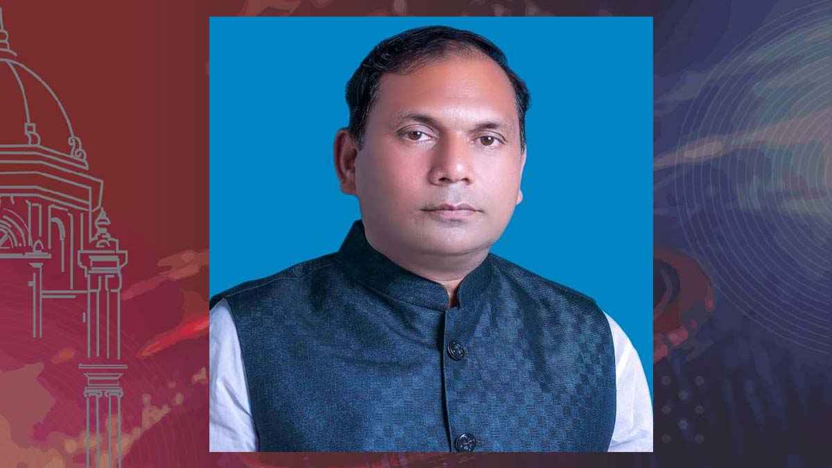 নীলফামারীতে ভাঙচুর-অগ্নিসংযোগ মামলায় ইউপি চেয়ারম্যান গ্রেফতার