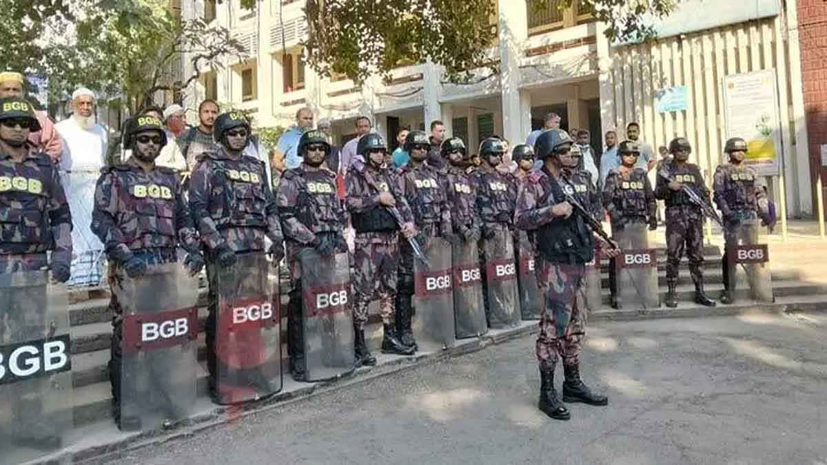 হাসিনা-জয়-পুতুলের মামলার রায় ঘিরে আদালতে কড়া নিরাপত্তা