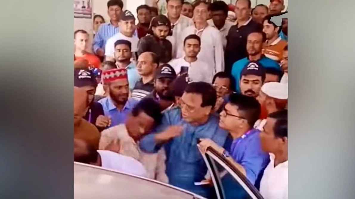 কনুইকাণ্ডে ক্ষমা চাইলেন বিএনপি নেতা সালাম