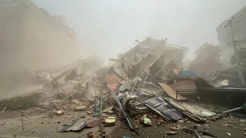 Earthquake-Myanmar-1-86773a3f167b43dbc51b72569537a621