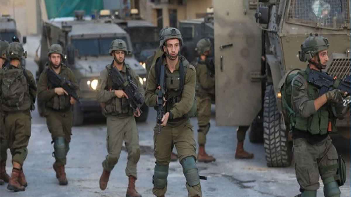 আত্মসমর্পণ করতে চাওয়ার পরও দুই ফিলিস্তিনিকে গুলি করে হত্যা