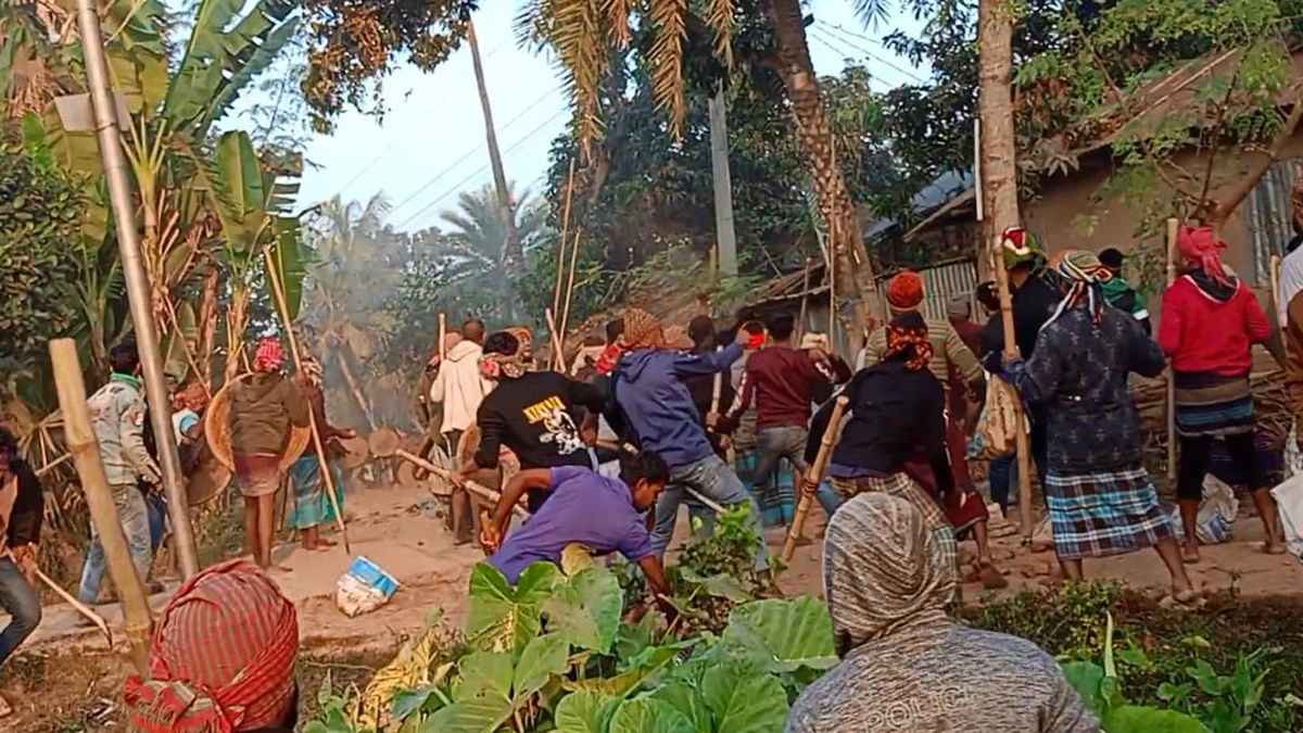 ঝিনাইদহে বিএনপির দুপক্ষের সংঘর্ষ, আহত ১০