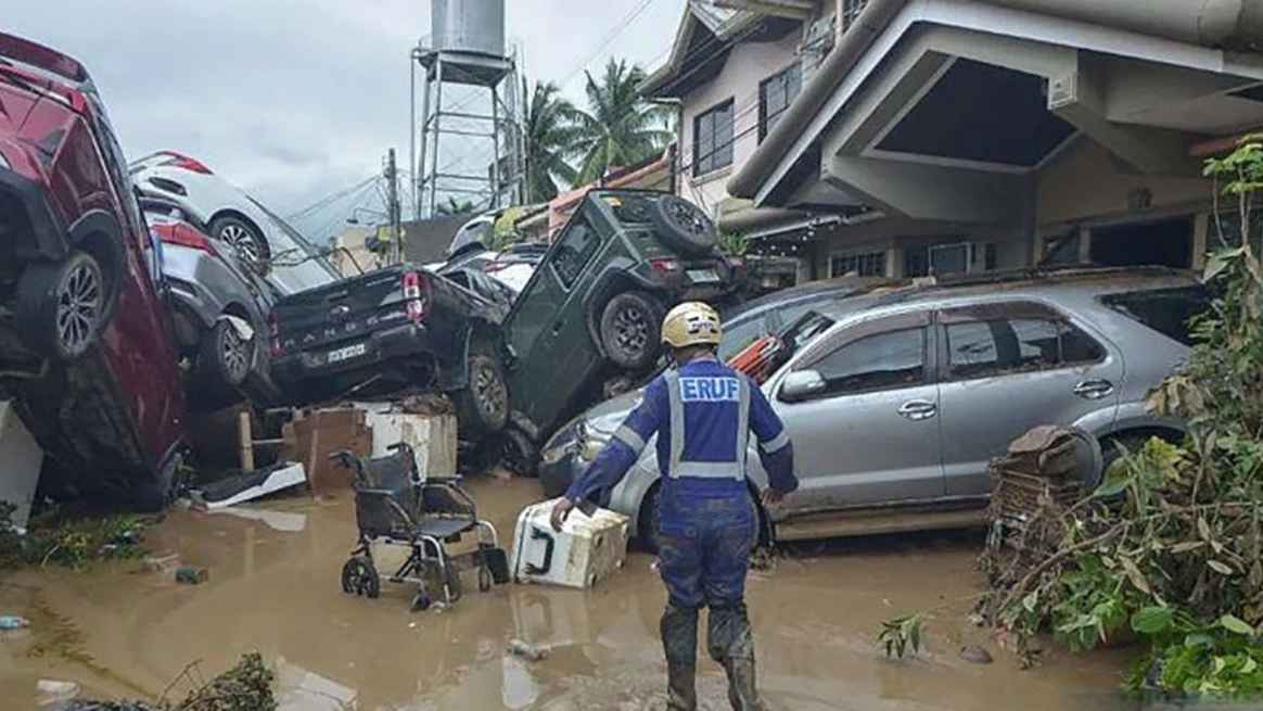 শক্তিশালী ঘূর্ণিঝড়ে ফিলিপাইনে ব্যাপক ক্ষয়ক্ষতি, প্রাণহানি বেড়ে ৪০