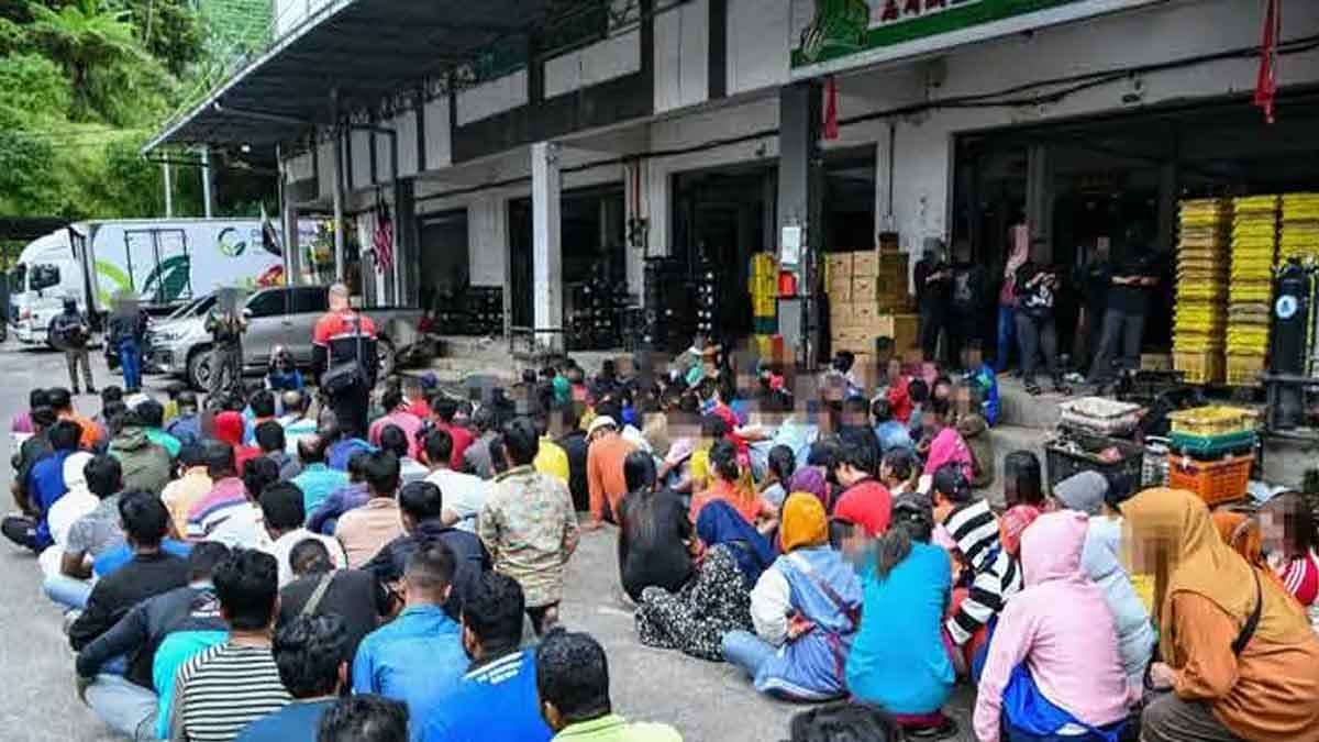 মালয়েশিয়ায় বিশেষ অভিযানে ১৭৪ বাংলাদেশি আটক