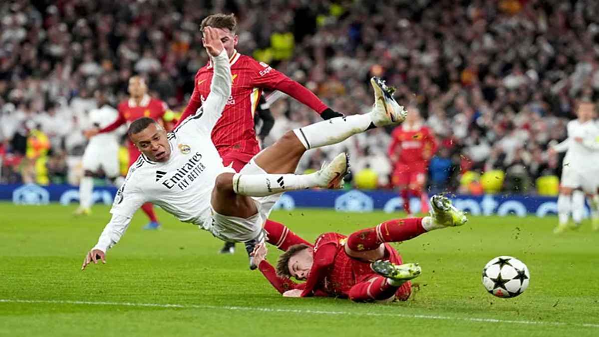 দুর্দান্ত রিয়ালের সামনে সমস্যায় জর্জরিত লিভারপুল