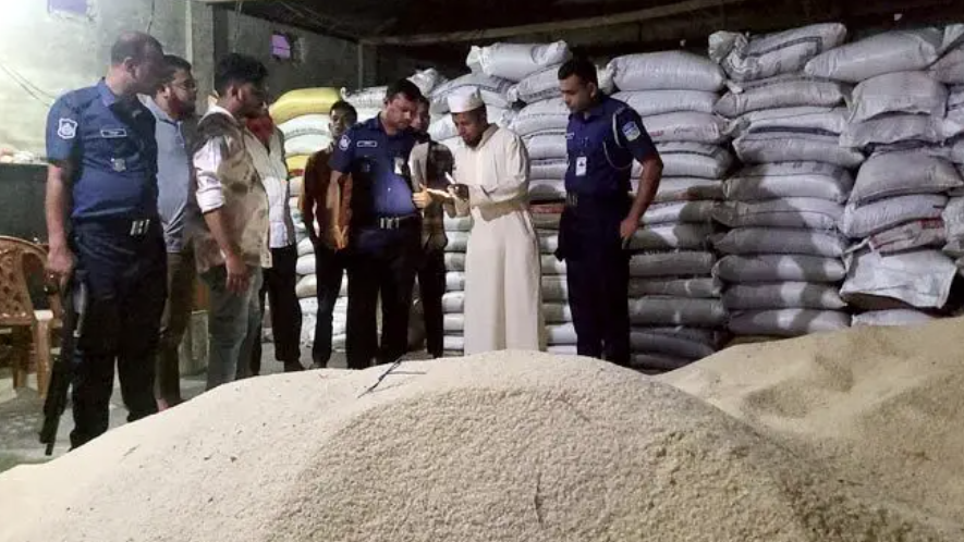 শেরপুরে রাইসমিল থেকে সরকারি চাল জব্দ