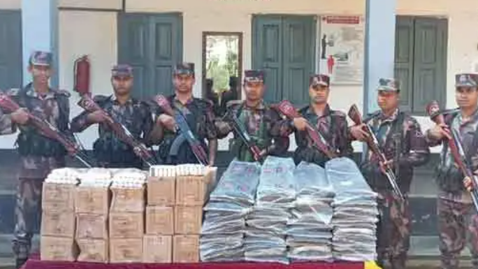 সীমান্তে কোটি টাকার ভারতীয় পণ্য জব্দ