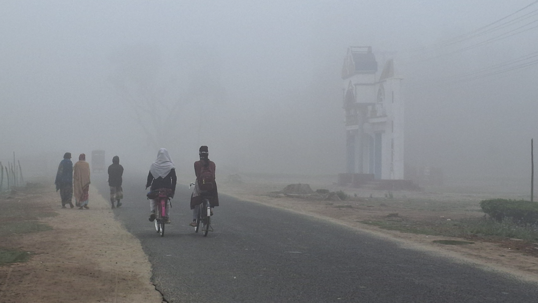 পঞ্চগড়ে বইছে উত্তরীয় হিমেল বাতাস, তাপমাত্রা ১৪ ডিগ্রির ঘরে 