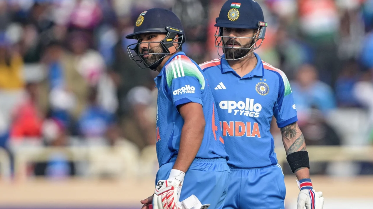 শহিদ আফ্রিদিকে পেছনে ফেলে ছক্কার বিশ্ব রেকর্ড এখন রোহিতের