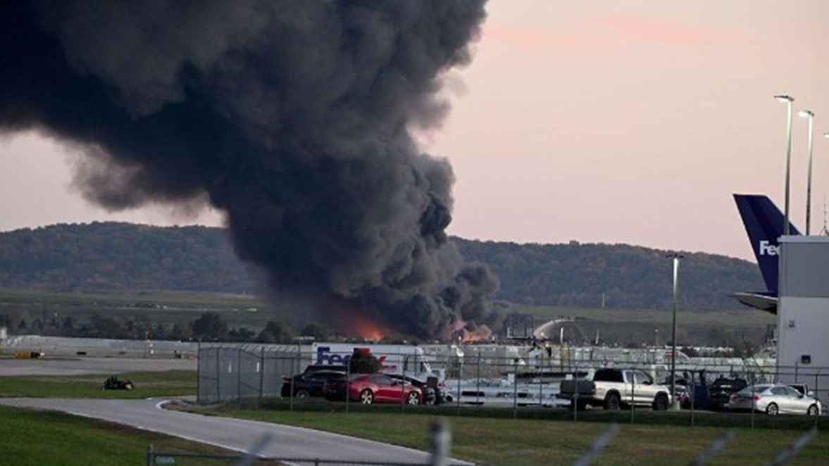 বিমানবন্দর থেকে উড্ডয়নের পরই কার্গো বিমান বিধ্বস্ত