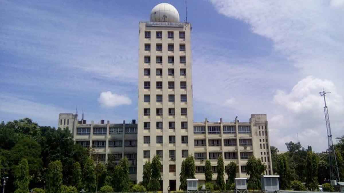 ঢাকায় শুষ্ক থাকবে আবহাওয়া, কমতে পারে দিনের তাপমাত্রা