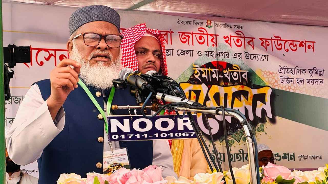 ইমামদের জাতীয় বেতনস্কেল অনুযায়ী বেতন দেওয়ার অনুরোধ ধর্ম উপদেষ্টার