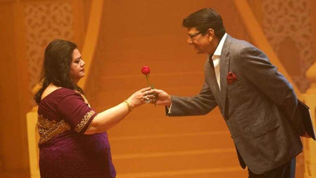 রুনা লায়লা-আলমগীরের মধ্যে কে প্রথম ভালোবাসার কথা জানিয়েছিলেন?