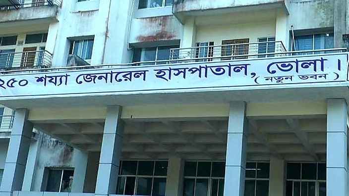 ভোলায় গাছ থেকে পড়ে শ্রমিকের মৃত্যু