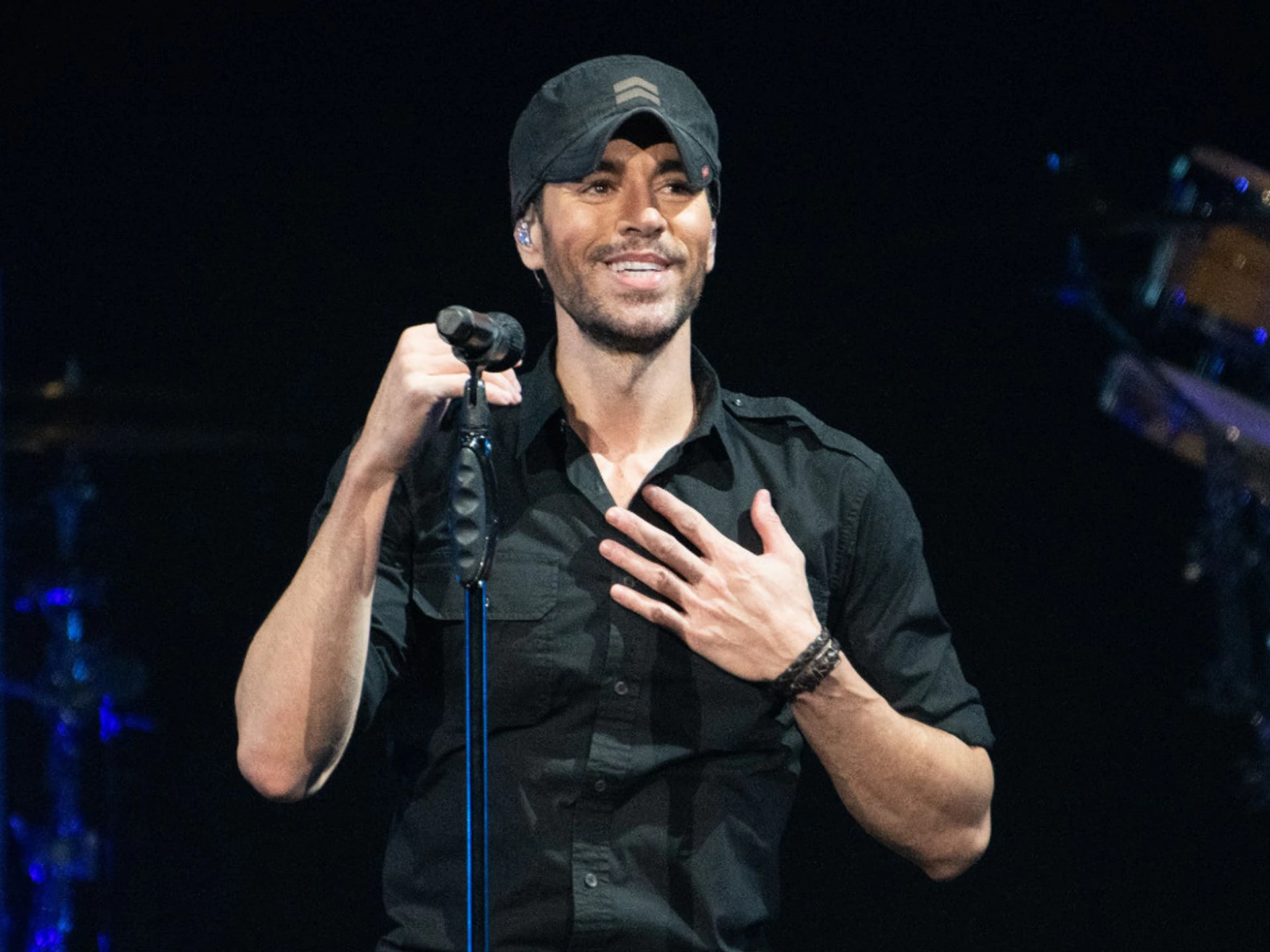 c892c5d365d7-enrique-iglesias-getty-t