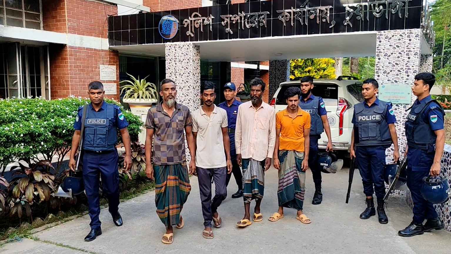 অপহরণের ২৩ দিন পর জীবননগরের ৪ জন উদ্ধার, আটক ৪