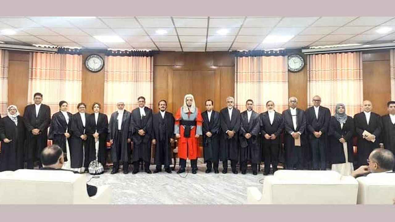 হাইকোর্টে ২২ স্থায়ী বিচারপতি নিয়োগ