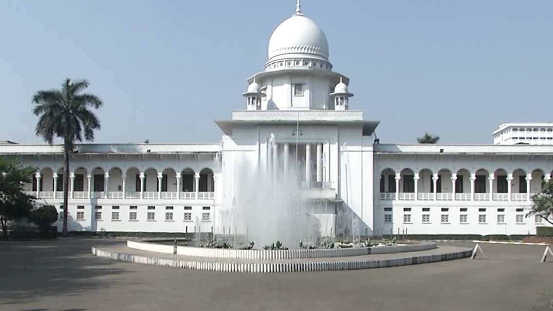জুলাই আন্দোলনে বিরোধিতাকারী শিক্ষা ক্যাডার কর্মকর্তাদের বিরুদ্ধে রুল