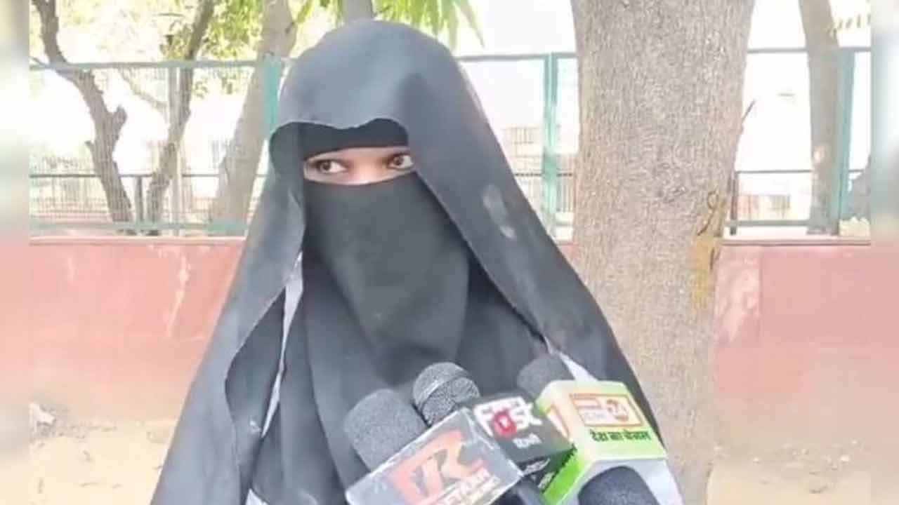 দিল্লির হাসপাতাল বোরকা পরা নারীকে ঢুকতে দিল না