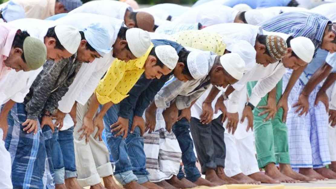 জামাতে নামাজে যেসব সাধারণ ভুল এড়িয়ে চলা জরুরি