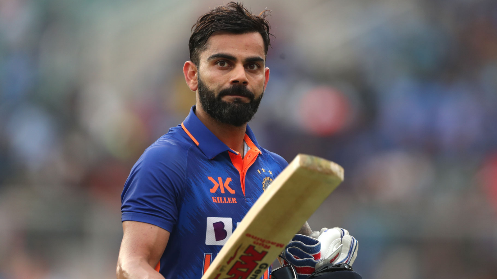 ৩৭ পূর্ণ করলেন বিরাট কোহলি