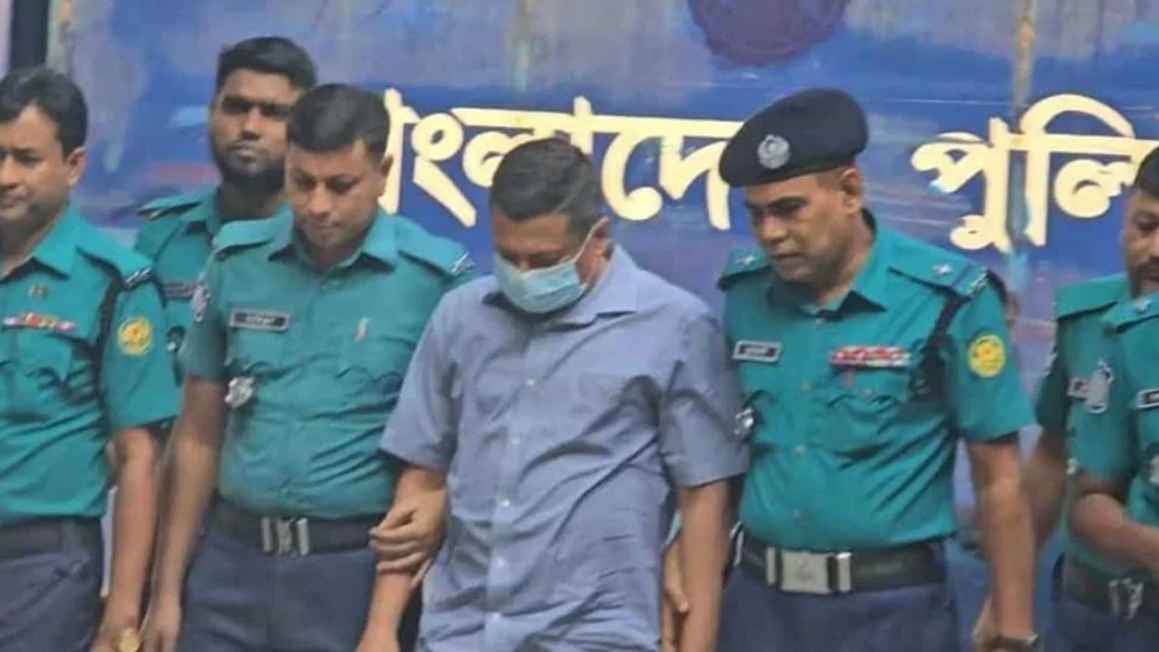 সাতসকালে ট্রাইব্যুনালে আনা হয়েছে সাবেক আইজিপি মামুনকে