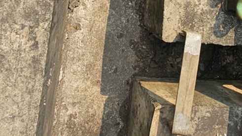 মেট্রোরেলের লাইন থেকে দুটি অবিস্ফোরিত ককটেল উদ্ধার