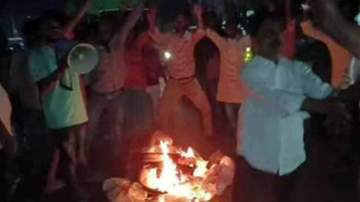 ময়মনসিংহ-৩ ও ৬ আসন: বিএনপির মনোনয়ন নিয়ে বিক্ষোভ-অবরোধ